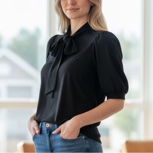 NWT Flower & Feather Chic Black Bow Tie Top Size S